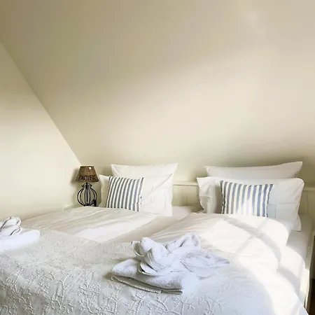 Haus Am Stadtwald Og - Luett Eilun &amp#404&amp#41, Gruenstreifen