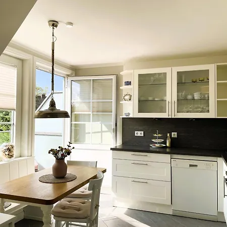 Haus Am Stadtwald Og - Luett Eilun &amp#404&amp#41, Gruenstreifen * Wyk auf Foehr