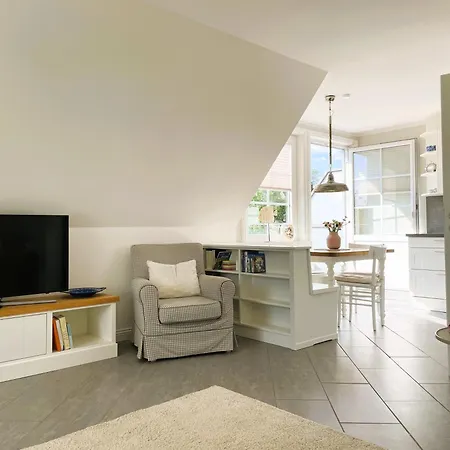 Haus Am Stadtwald Og - Luett Eilun &amp#404&amp#41, Gruenstreifen