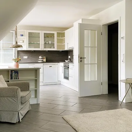 Apartment Haus Am Stadtwald Og - Luett Eilun &amp#404&amp#41, Gruenstreifen