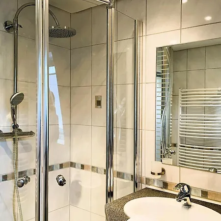 Haus Am Stadtwald Og - Luett Eilun &amp#404&amp#41, Gruenstreifen *